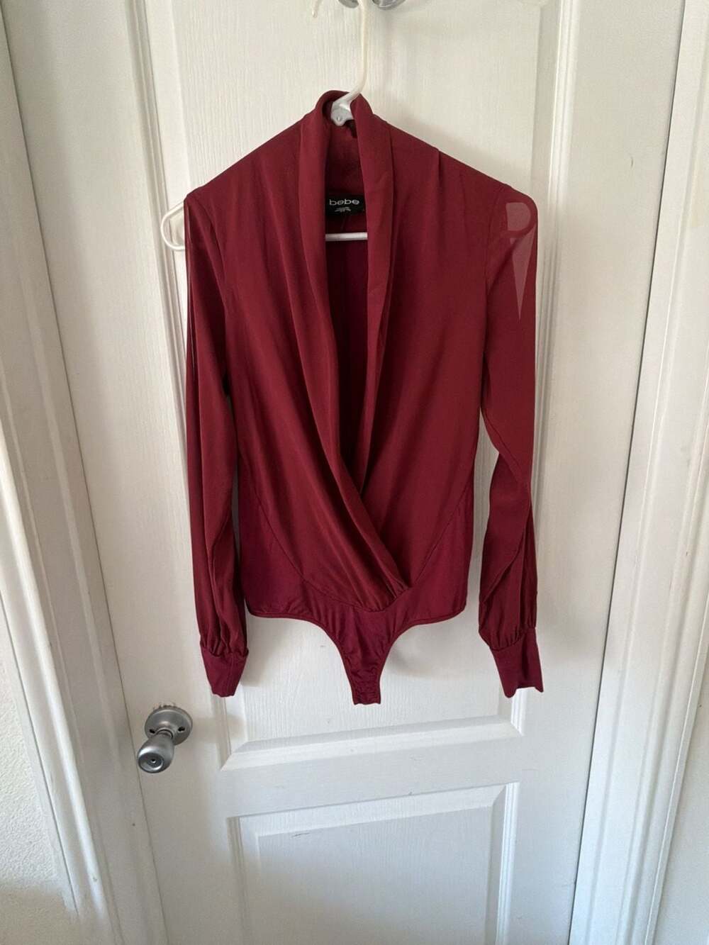 BEBE Burgundy Cowl Neck Cold Shoulder Long Sleeve Bodysuit XS